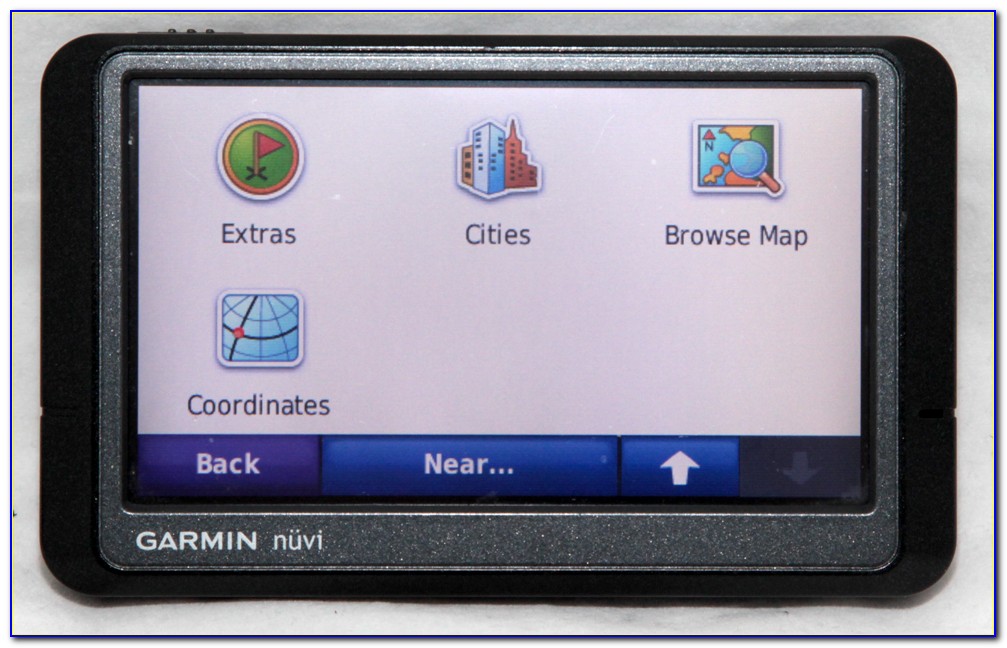 Garmin Bluetooth Gps Navigator With Maps Of North America Europe And Lifetime Traffic